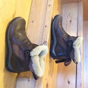 Merrill winter slip on low boots